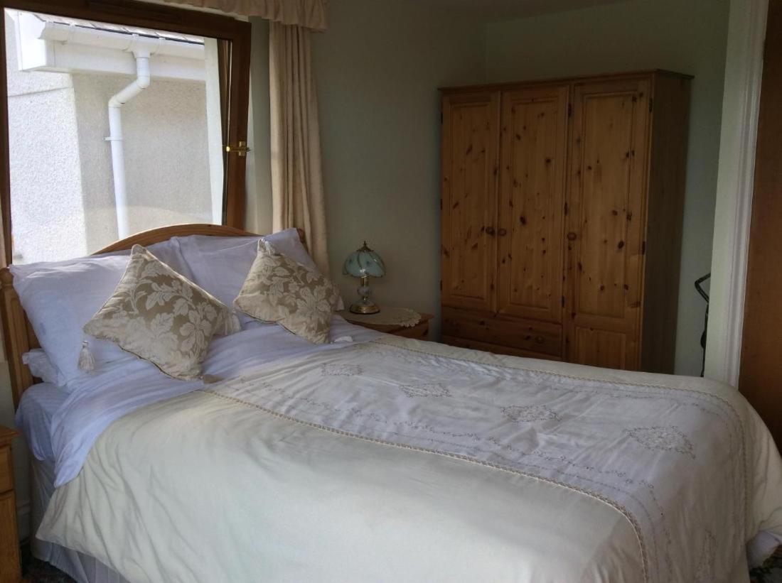 Room In Guest Room - Orchard Manor, Fore Street, Probus, Tr24Ly, Nr Truro Kültér fotó