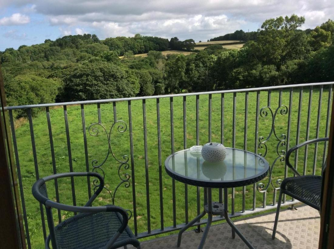 Room In Guest Room - Orchard Manor, Fore Street, Probus, Tr24Ly, Nr Truro Kültér fotó